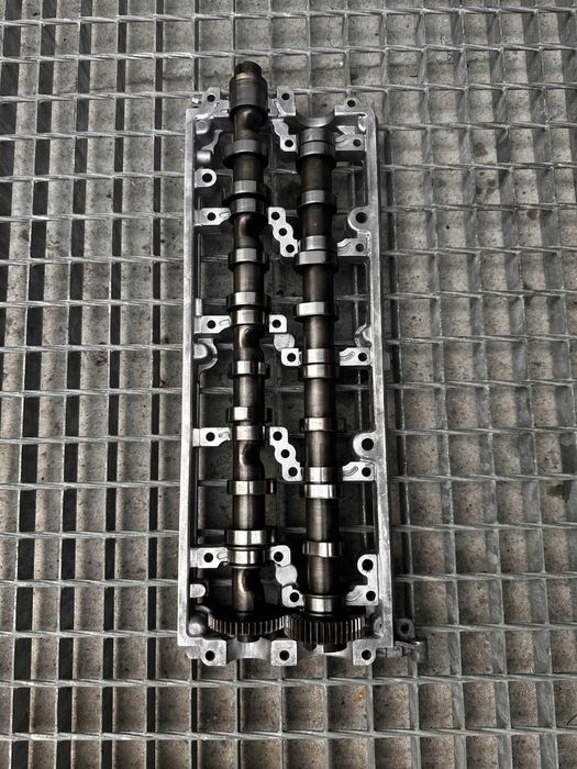 Capac chiuloasa Vw Crafter 2.0 TDI cod 03l103286A an 2007 - 2012 VW T5 Vw Golf 6 Vw Tiguan 5N