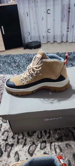 Vând Ghete Gant !