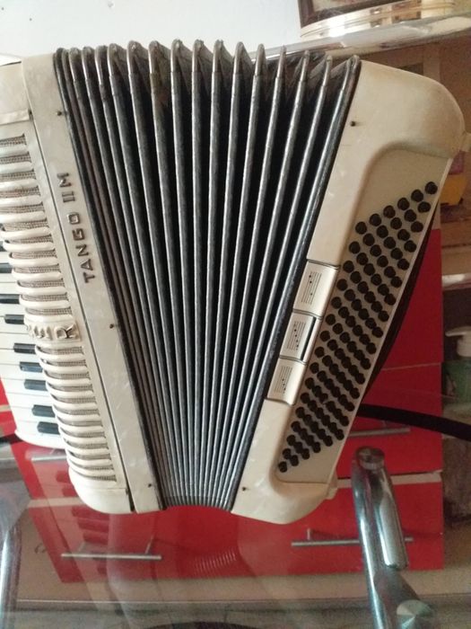 Vand acordeon Hohner ,Tango ll M.