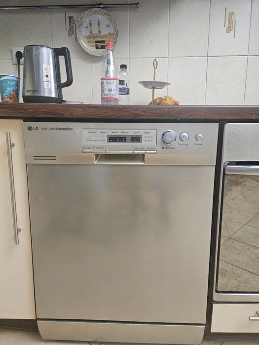 Продам кухню с техникой