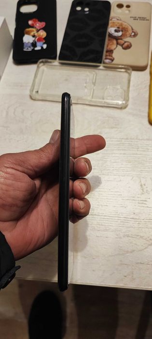 Продавам Xiaomi 11 lite 5G NE,dual sim,RAM 8GB+8GB,ROM 128GB-без забележки!