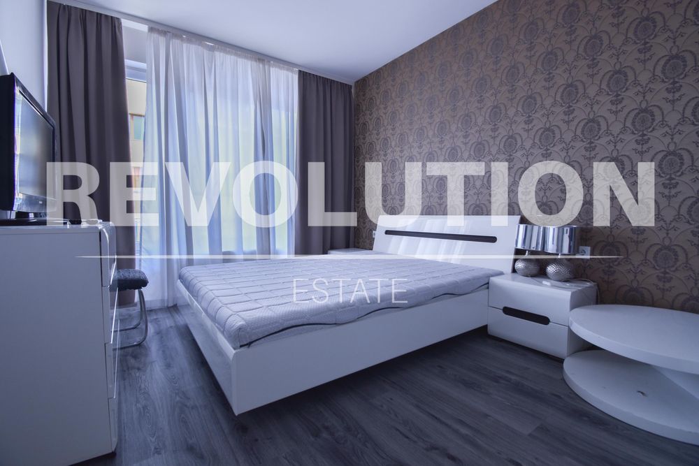 Дава се под наем Тристаен апартамент в София, Витоша - 90 кв.м за 900 € - Снимка #4