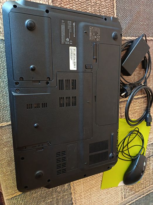Лаптоп Packard bell