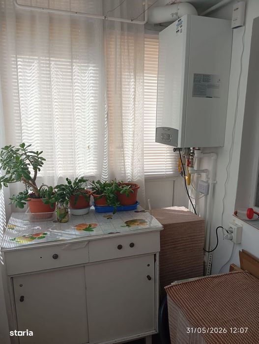Apartament 2 camere, Rovine, balcon și debara