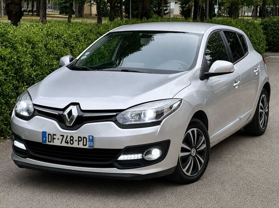 Renault MEGANE 2015-Diesel 1.5 Dci/110 cp-Dotari EXTRA- MASINA SUPER INGRIJITA