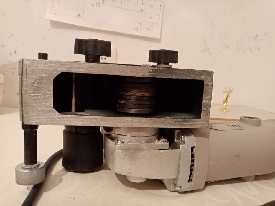 Штроборез "Crown" в отличном состоянии