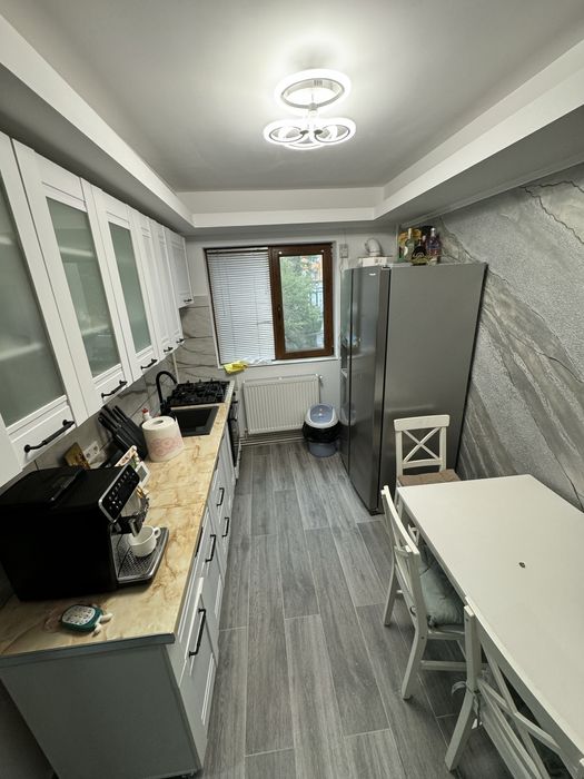 Vand apartament 2 camere