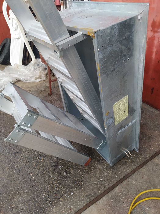 Таванска стълба сгъваема