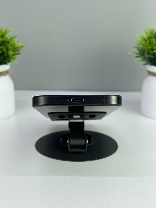 Телефон Apple iPhone 15 Pro 256GB
