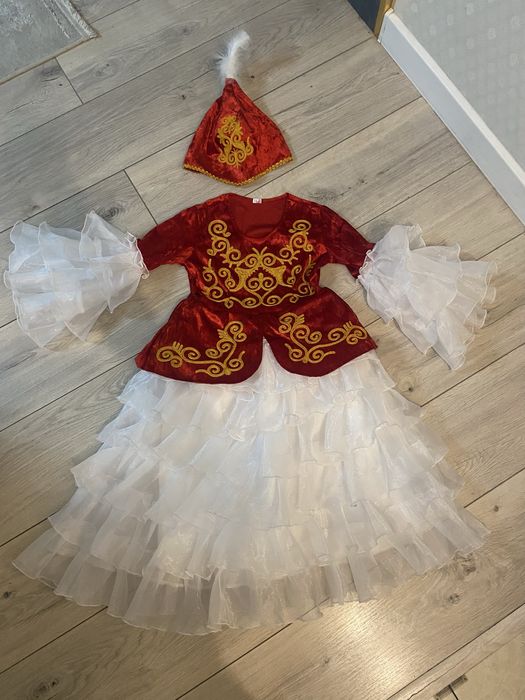 Продается платье в национальном стиле