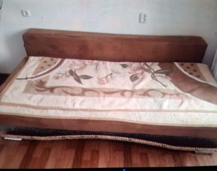 Отдам даром диван!