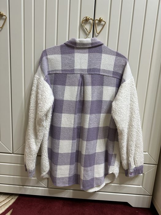 Продается теплая рубашка для девушек