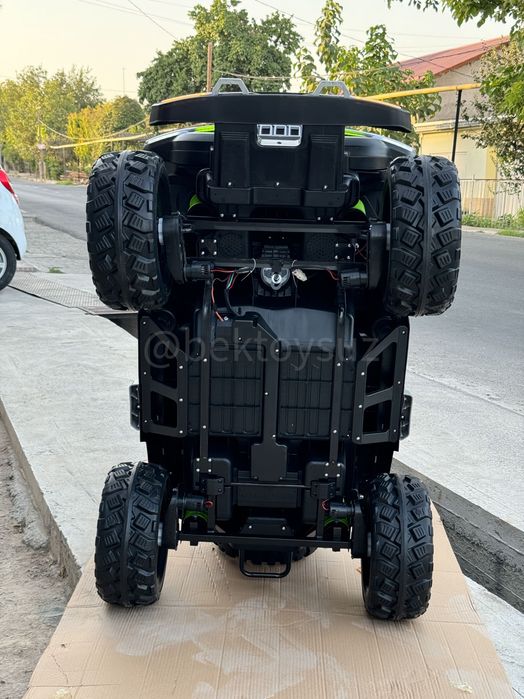 Детский электромобиль Джип 12V 4x4 до 80 кг с пультом и музыкой