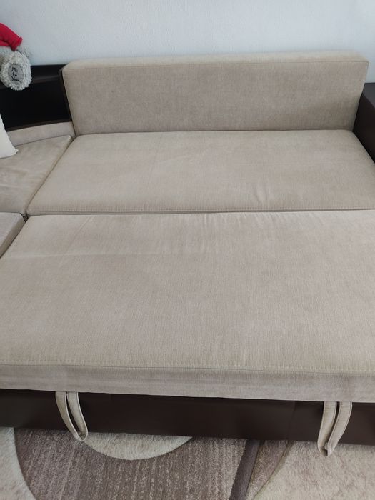 Продам диван для гостиной