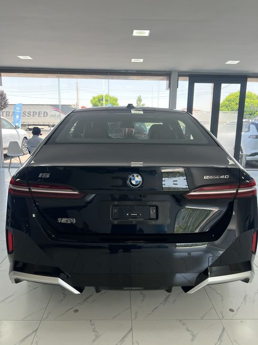 Bmw i5 Elektor.