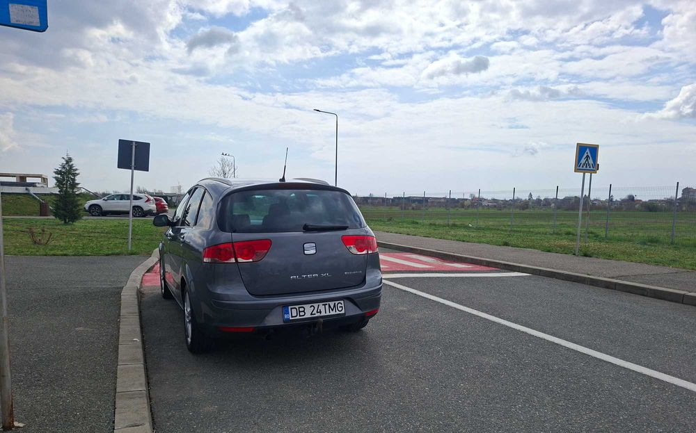 2012 Seat Altea XL 1,2 benzina - 3.700 euro negociabil
