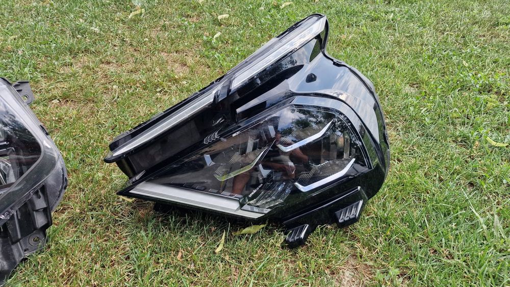 Far faruri stanga dreapta renault captur , hyundai tucson 4 nx4 led , citroen c4 full led dupa 2020 , Peugeot 2008 , 208 led dupa 2019