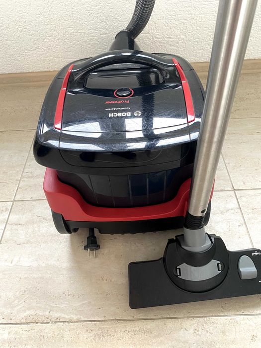 Bosch AquaWash&Clean Serie | 4 - Прахосмукачка