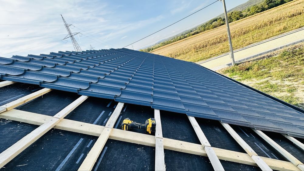 Reparații acoperișuri tigla ceramica