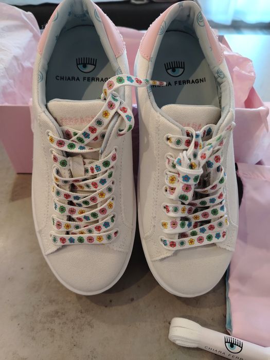 Бели кецове Chiara Ferragni