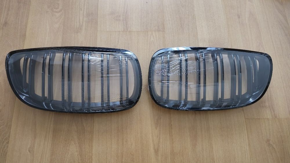 Grile capota diamond duble BMW E46 F10 F11 F30 E60 E61 E90 E91 E92 E93