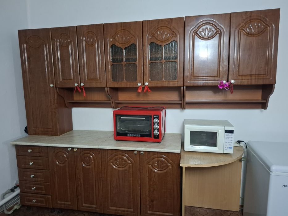 Кухонный шкаф б/у