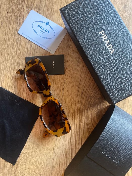 PRADA слънчеви очила tortoise shell