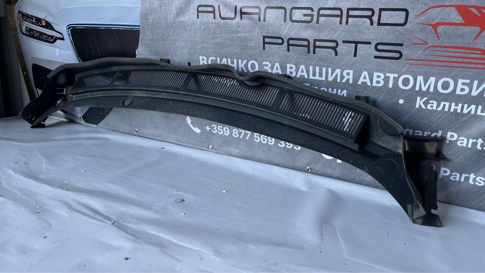 2 броя лайстна под чистачки Ford Transit Courier 2014-2018