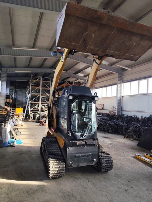 Bob cat Caterpillar 257B