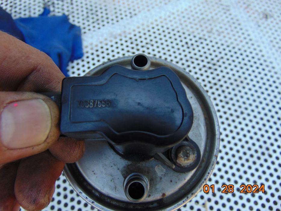Filtru combustibil Renault scenic 3 senzor filtru motorina  Laguna 3 Megane 3grand scenic cod