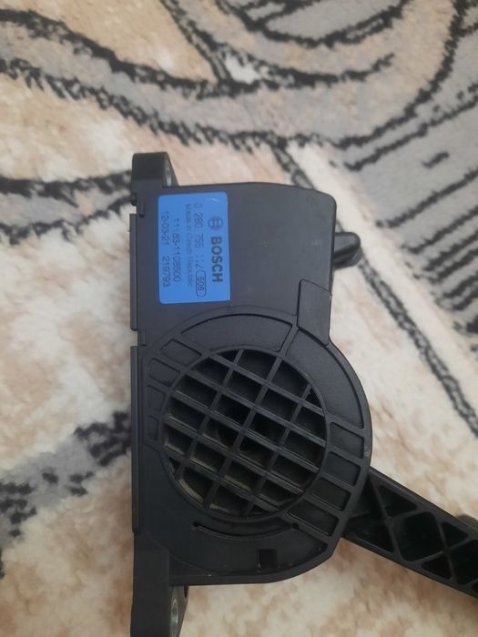 Педаль газа на гранту