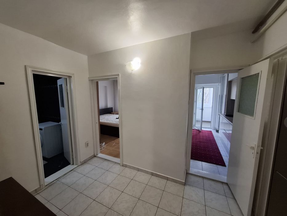 Inchiriez apartament 1 camera -45 mo