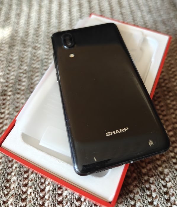 Sharp Aquos S2 4/64GB Смартфон