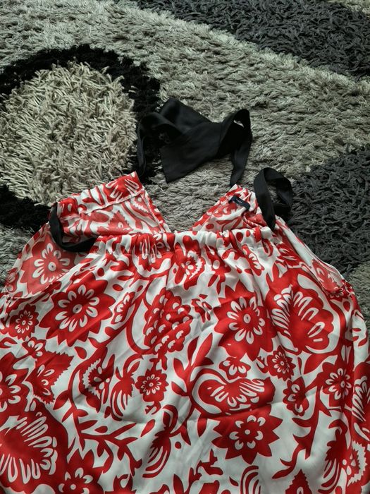 Top cu decolteu halterneck