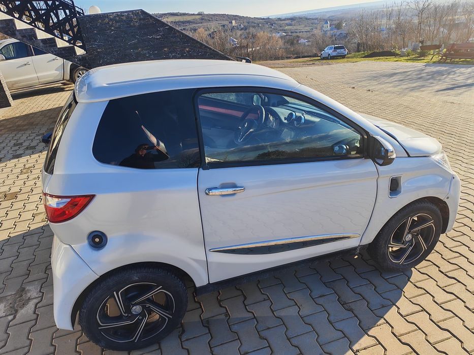 Aixam e City electric