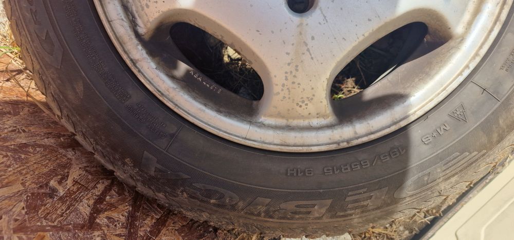 Jante  Mercedes 5x112 cu anvelope 195/65/15 Debica DOT23