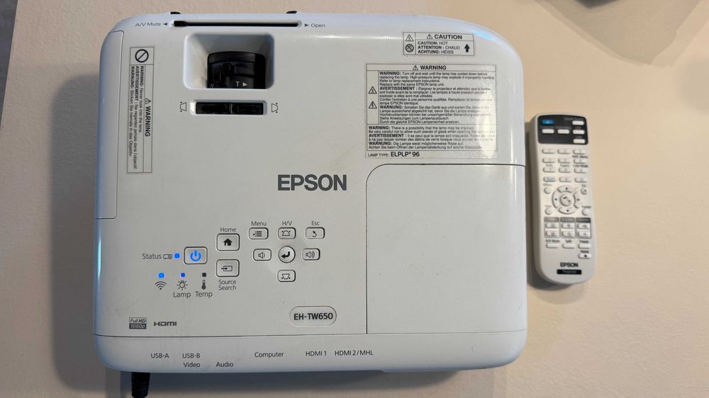 Videoproiector  Epson Full HD, 3100 lumeni