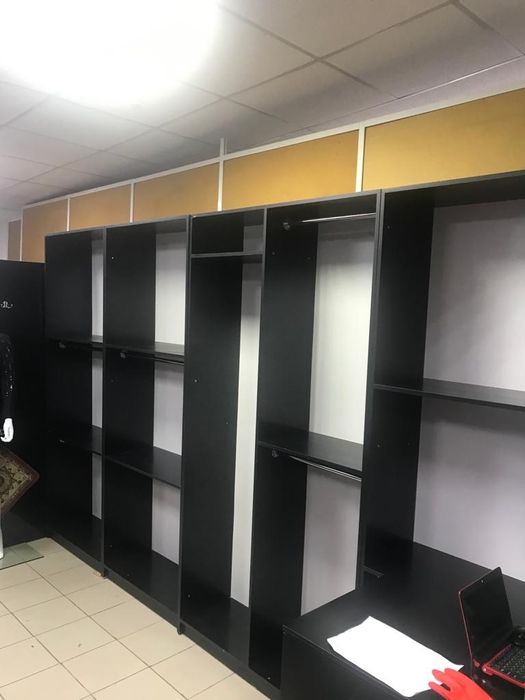 Продам стенку чёрного цвета