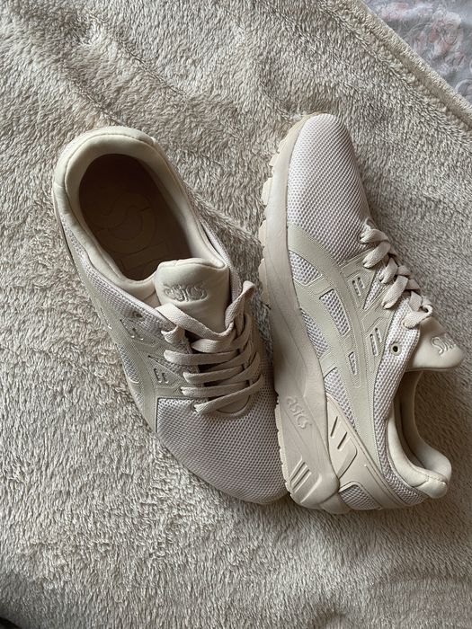 Мъжки маратонки номер 43,5