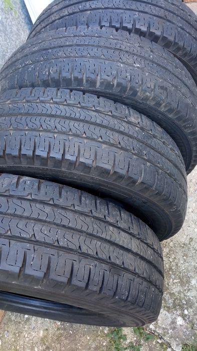 4 гуми Мишелин агилис 215. 70 15 цп