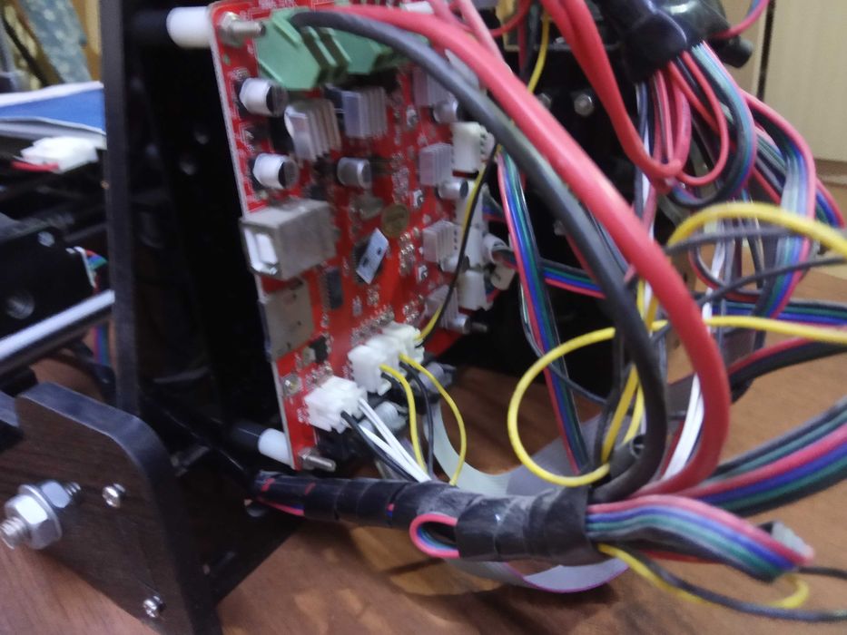 Продается новый 3Д принтер X8