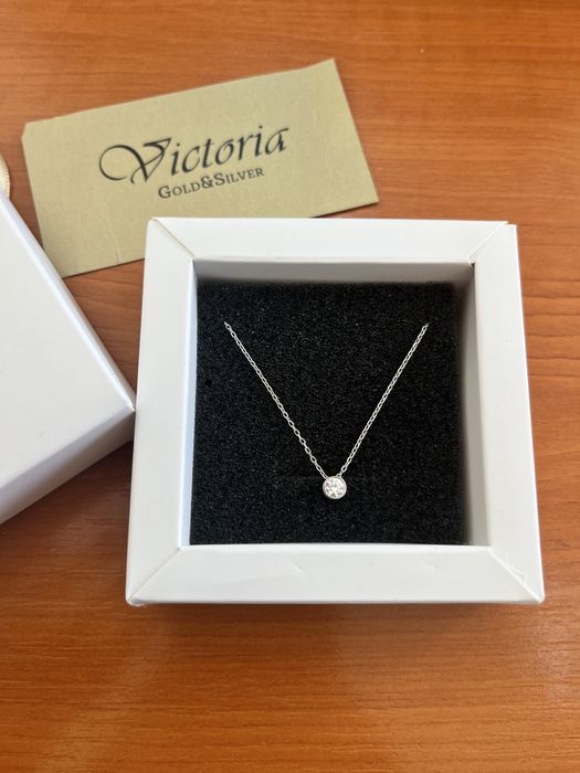 Сребърно колие с камъче цирконий