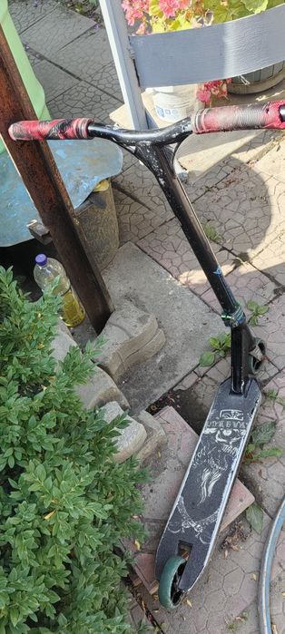 Продам 2 трюковых самоката