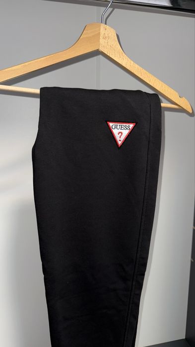 !НОВО! Дамски комплекти  Guess