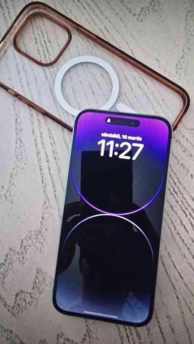 Vand Iphone 14 Pro Max de 256GB  Neverlocked