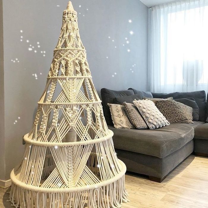 Плетёная интерьерная Ёлка