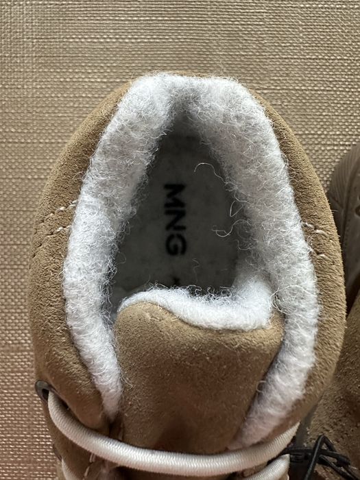 Biomecanics by Mango