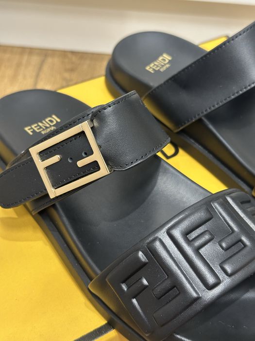 Дамски чехли FENDI