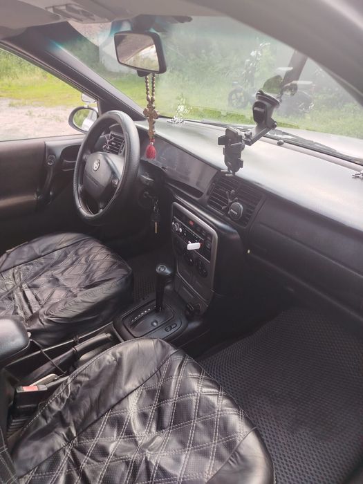 Продам авто опельвектра б