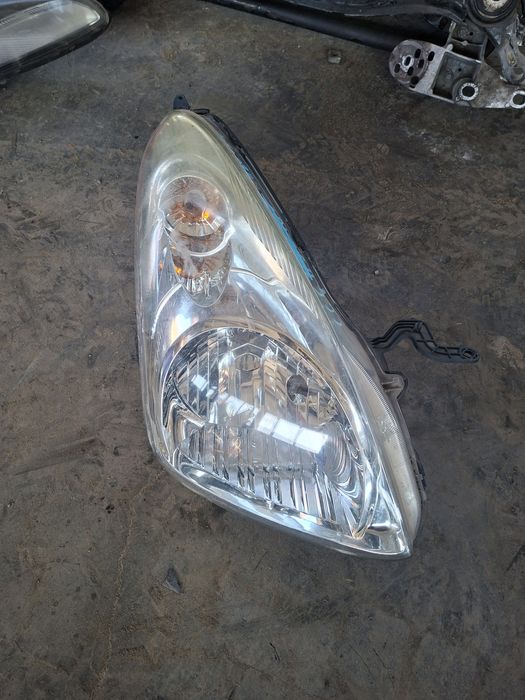 Far drept suzuki alto 2009-2014
